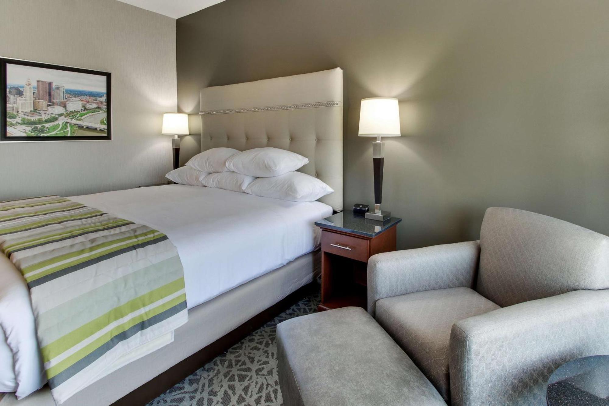 Drury Inn & Suites Cleveland Бичвуд Экстерьер фото