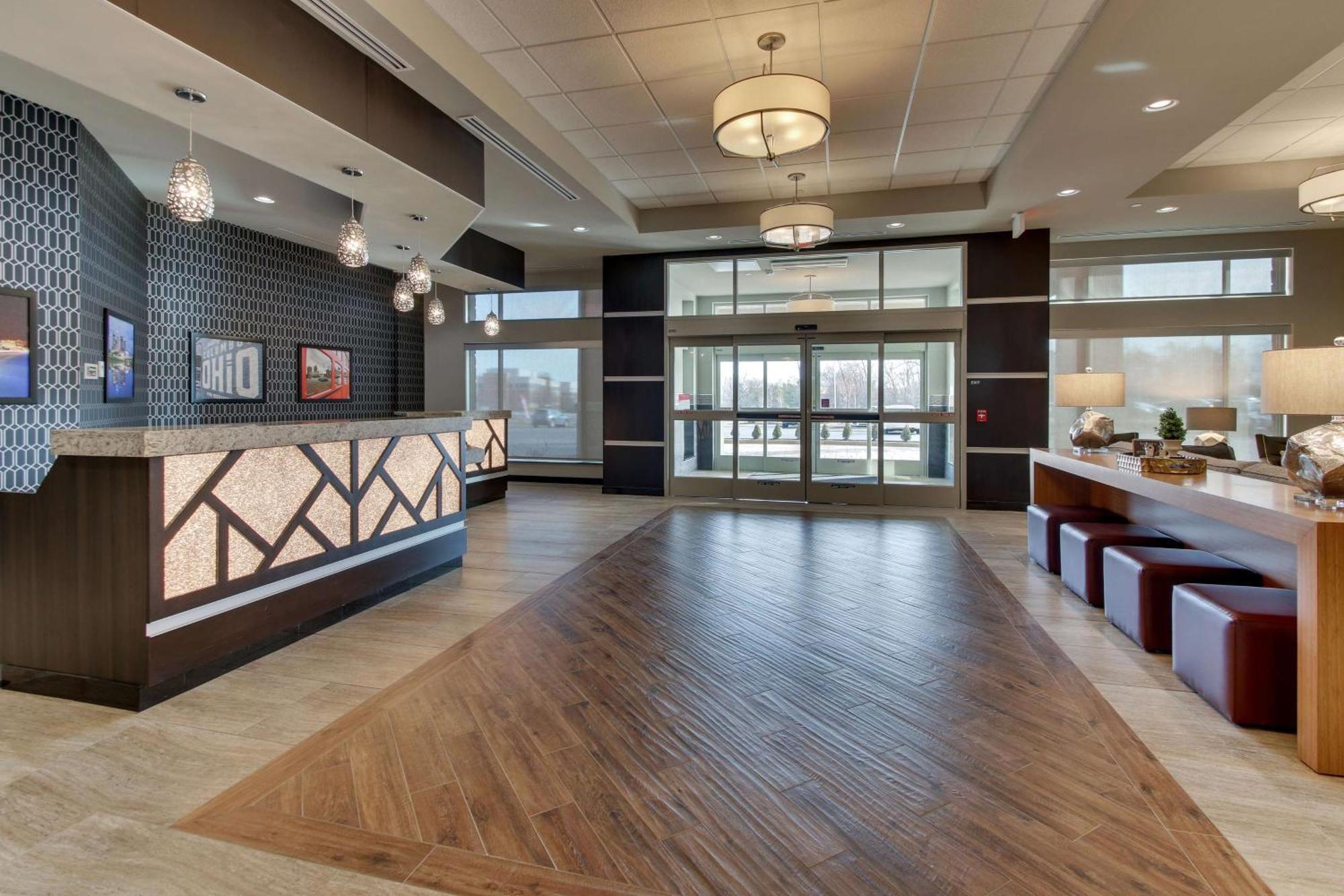 Drury Inn & Suites Cleveland Бичвуд Экстерьер фото