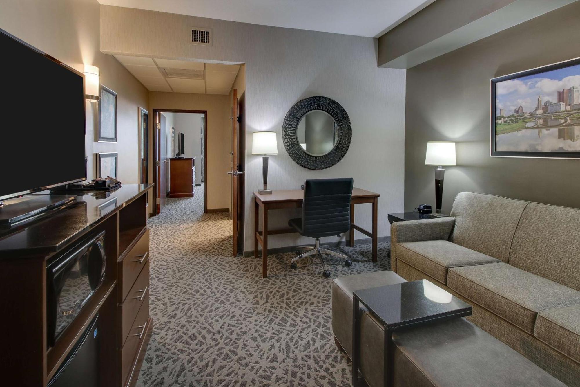 Drury Inn & Suites Cleveland Бичвуд Экстерьер фото