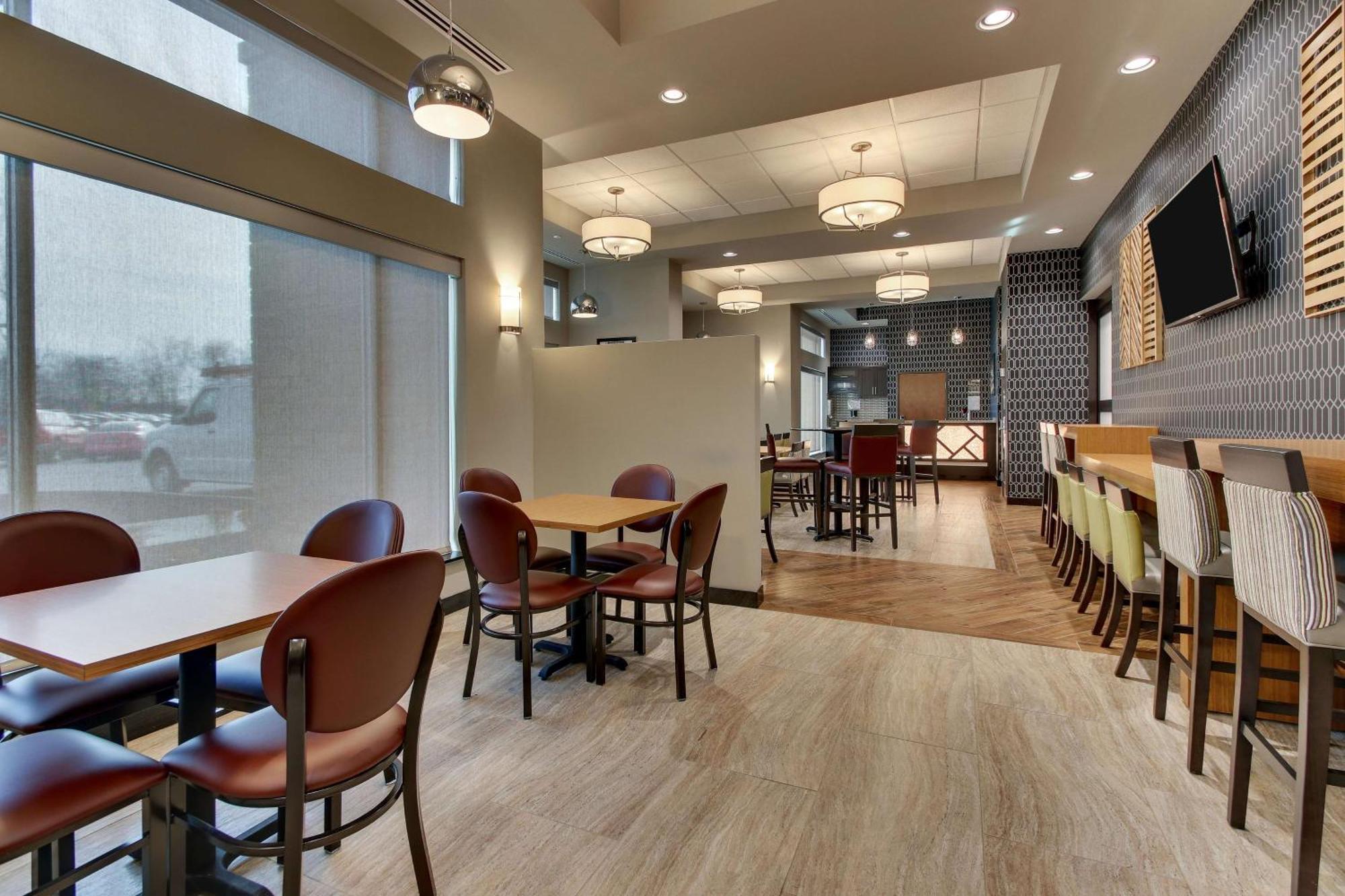 Drury Inn & Suites Cleveland Бичвуд Экстерьер фото